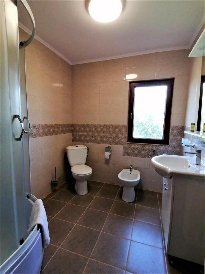 Casa Carp Calarasi Hotell Exteriör bild